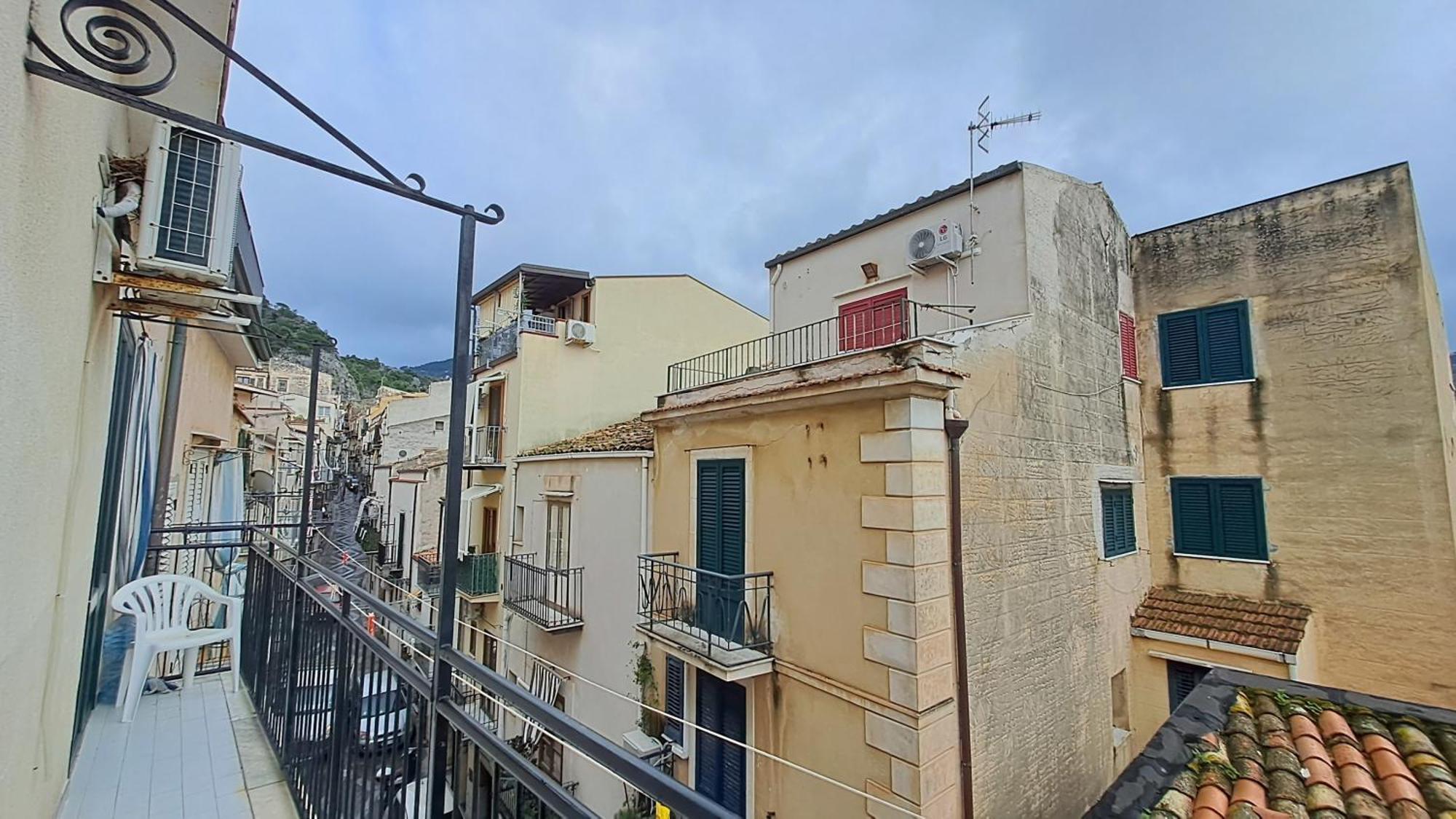 Sky Apartment By Casa In Mente Cefalu Exterior photo